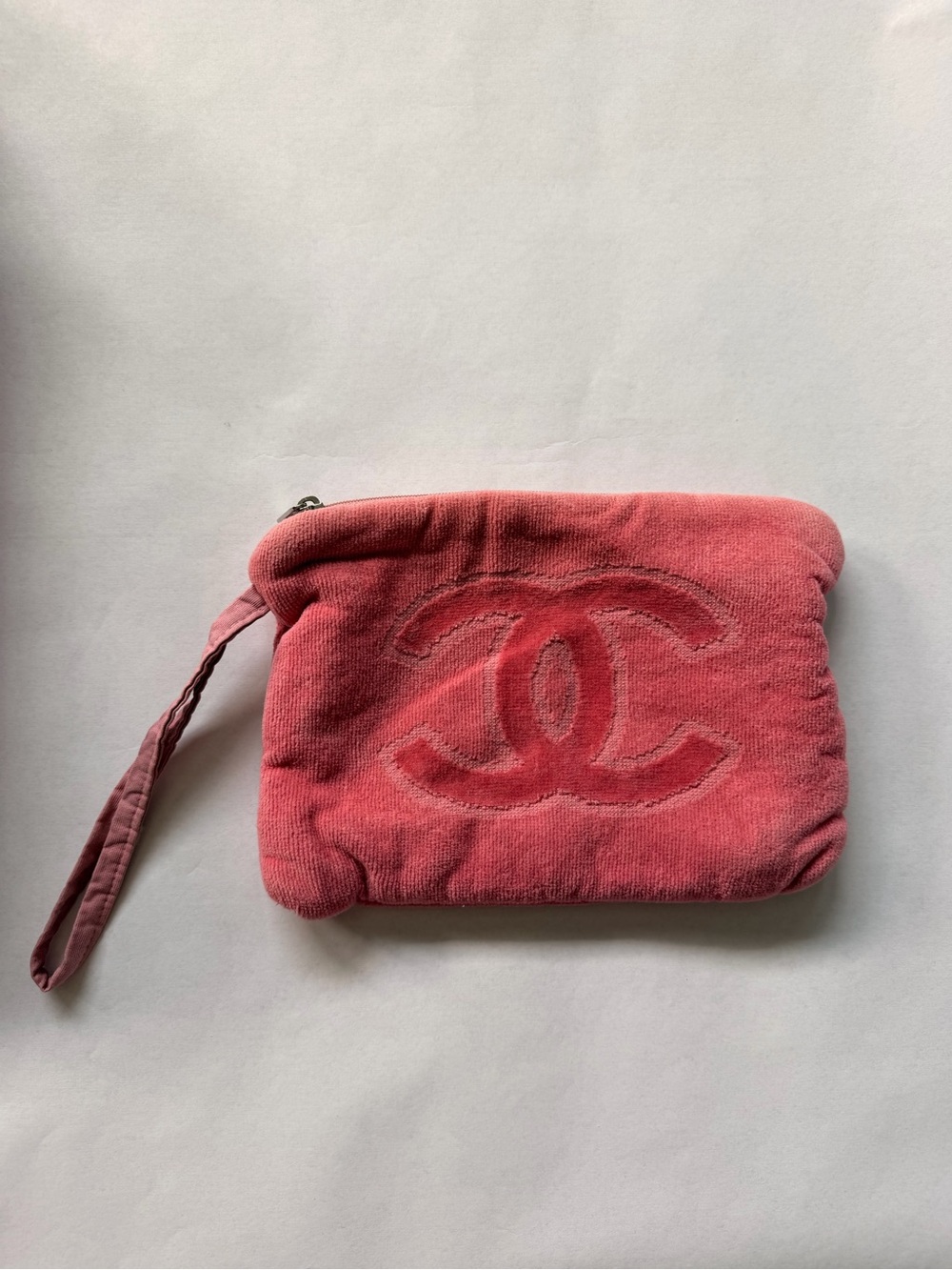 CHANEL Coral Pink Velvet Quilted Tote Bag - Picture 7 of 11
